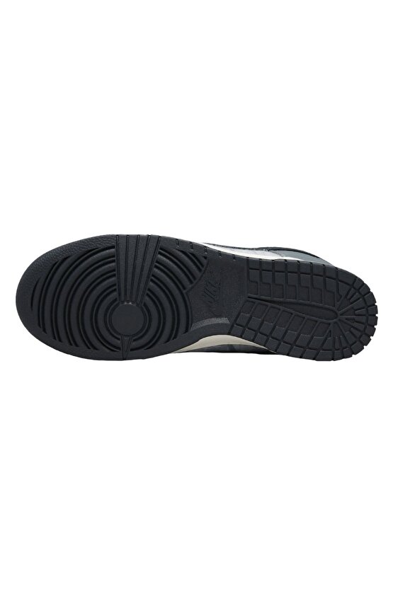 Dunk Low SE Copy Paste