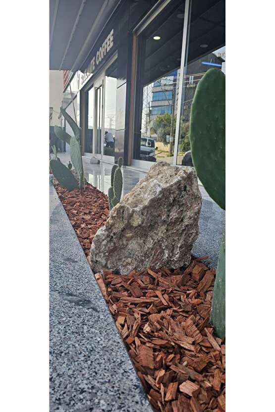 Turuncu Renkli Malç 40 Litre 2-5 Cm Renkli Ağaç Kabuğu Renkli Ağaç Yongası Bahçe Dekor Peyzaj Mulch