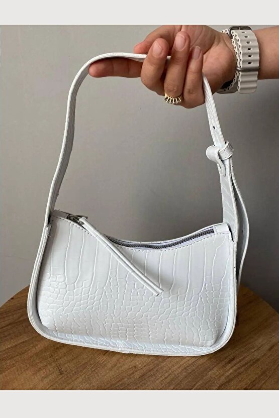Beyz Wlc86 Kadın El Ve Omuz Çantası Kaliteli Işçilik Kroko Desenli Baget Çanta