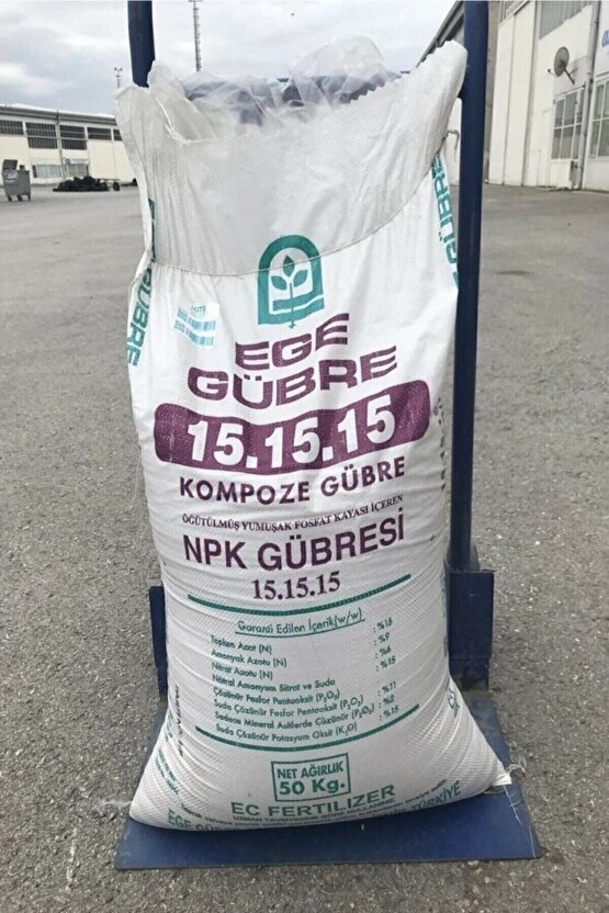 15.15.15 Npk Mega Tarım Kompoze Gübresi (3X15) - 3 Kg Tartılıp Başka Ambalajda Gönderilecektir