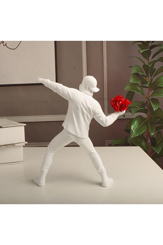 Banksy Çiçek Atan Adam Modern Biblo Ev Ofis Dekor