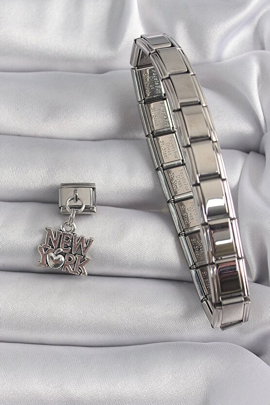 316l Çelik Gümüş Renk Sallantı New York Yazı Model Nomination Charm