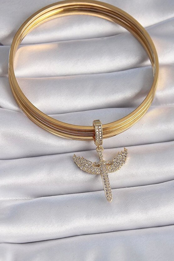 Pirinç Gold Renk Zirkon Taşlı Mikail Model Ajda Charm