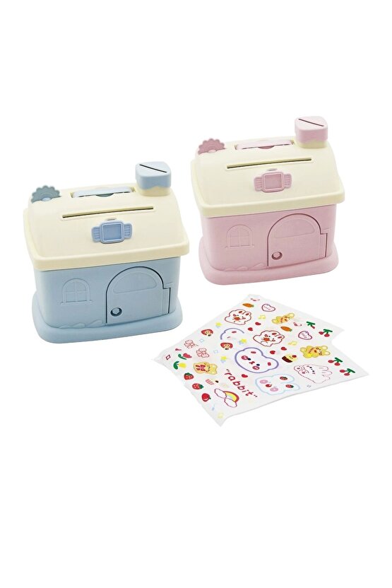 Küçük Ev Modeli Kilitli R.plastik Figürlü Çocuk Kumbara Stickerlı 12x14x9.5cm (4767)