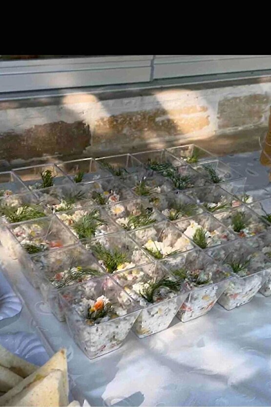 Kübik Prizma Mika Plastik Şeffaf Kapaksız Sunum Kabı 200 Cc 12 Adet** Tatlı & Meze Ve Salata Kasesi
