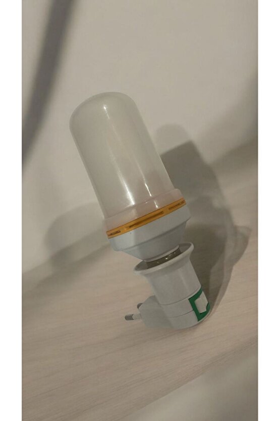 Prize Tak Çalıştır 3 Işık Modlu, Alev Efektli, 5 Watt, E27 Duy Led Ampul, Led Ampul ve Fişli Duy