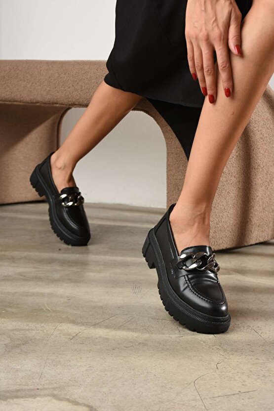 Günlük Kadın Loafer Klasik Kalın Tabanlı Zincirli Oval Burunlu Makosen Ayakkabı 400-420-430