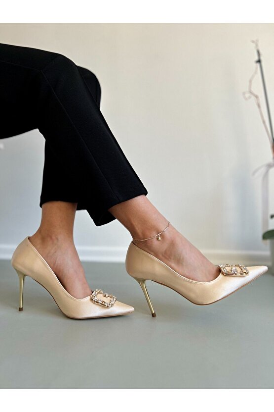 Saten Ten Taşlı Topuklu Ayakkabı Stiletto