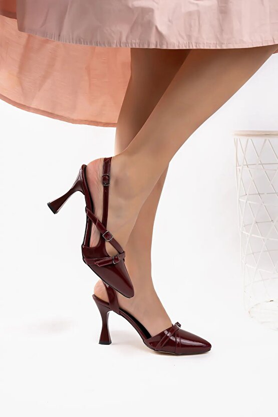 Kadın Bordo Rugan Model Çift Bantlı Toka Detaylı Açık Stiletto Klasik Topuklu Ayakkabı Nope
