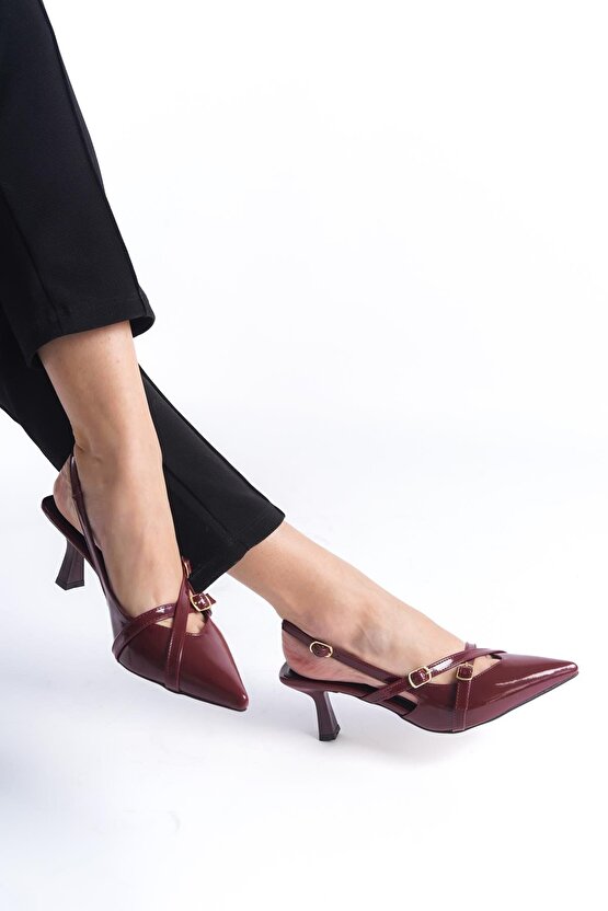 Cherry Red Bordo Rugan Sivri Burun Tokalı Topuklu Ayakkabı Stiletto