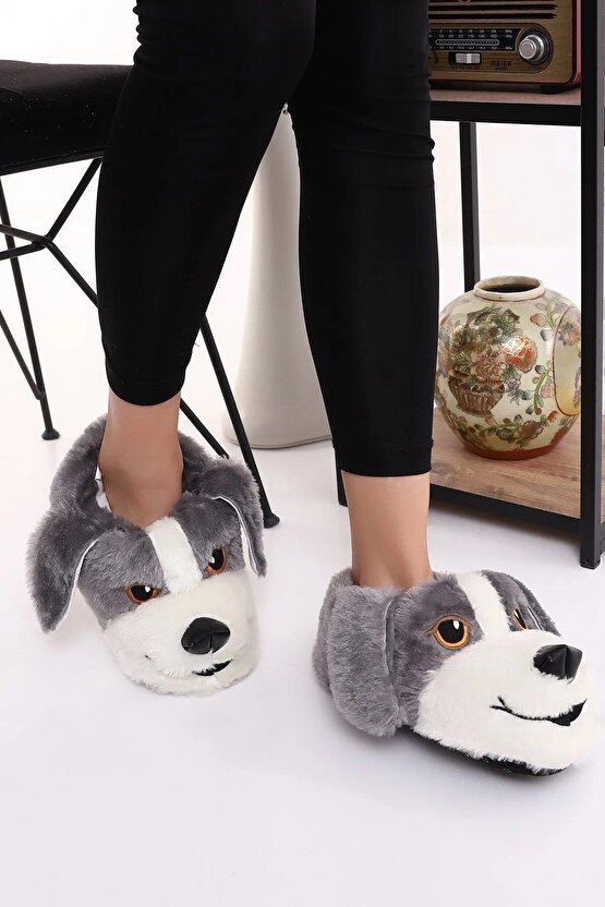 Köpek Figürlü Peluş Yumuşacık Kaymaz Ve Ses Yapmaz Tabanlı Gri-Beyaz Kışlık Ev Pandufu