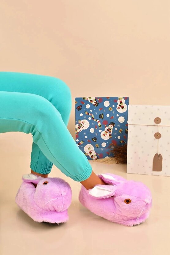 PELUŞ TAVŞAN DESENLİ KADIN EV PANDUFU