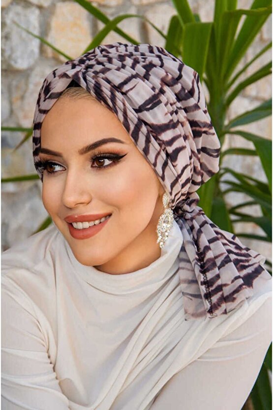 Zebra Desen Tül Tokalı Bone