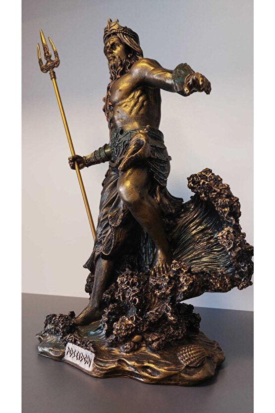 Poseidon Heykeli