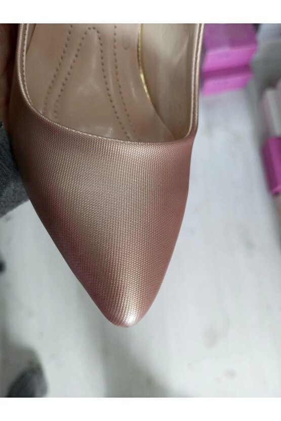 Kadın 8 cm İNCE TOPUKLU AYAKKABI