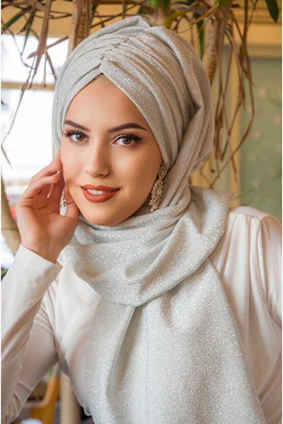 Gümüş Işıltılı Kelebek Model Büzgülü Bone Şal