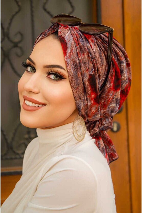 Bordo Batik Desenli Tokalı Bone