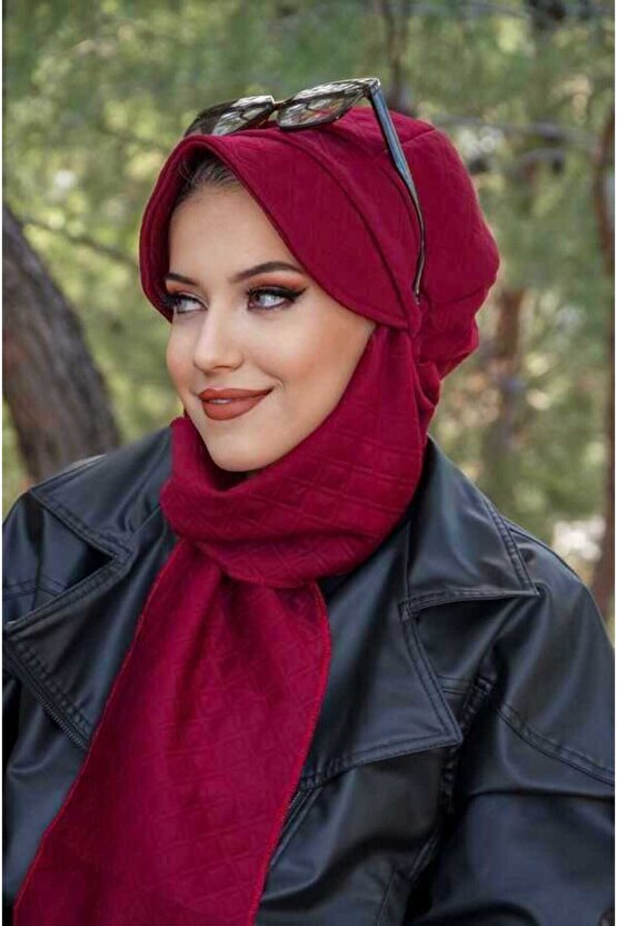 Bordo Kapitone Atkılı Tesettür Şapka
