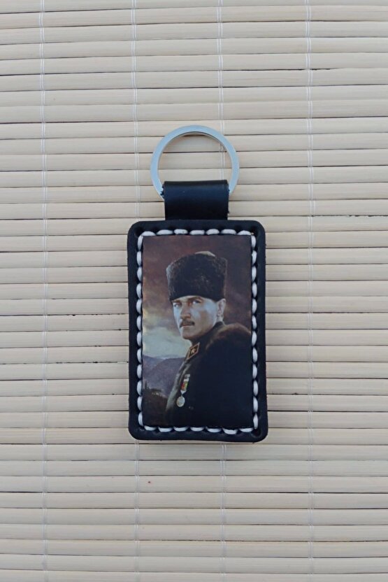 Ataturk Siluetli Ayyildiz Hakiki Deri Hediyelik Anahtarlik