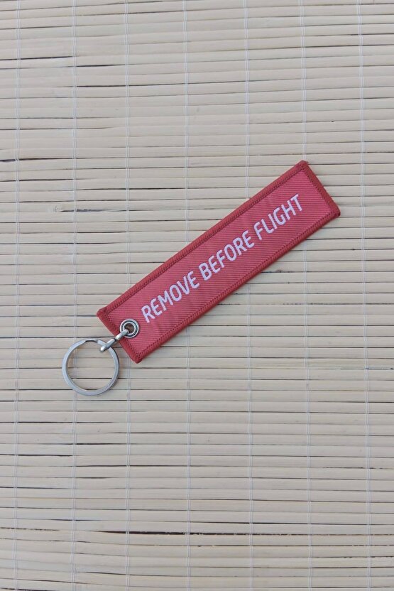Aksungur remove before flight yazili kirmizi nakis bez anahtarlik