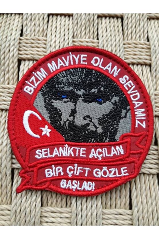 Kirmizi Zemin Nakis Islemeli Bizim Maviye Olan Sevdamiz Ataturk Resimli Arma Patch Pec