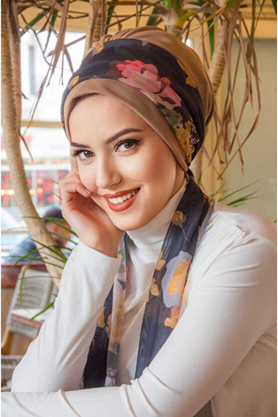 Bej Siyah Çiçek Desen Fularlı Bone