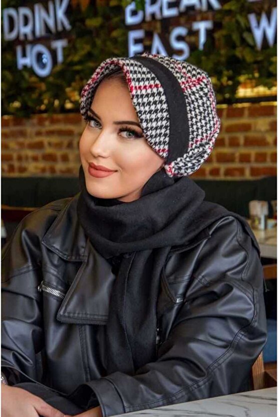 Kırmızı Siyah Kazayağı Atkılı Şapka - 30300