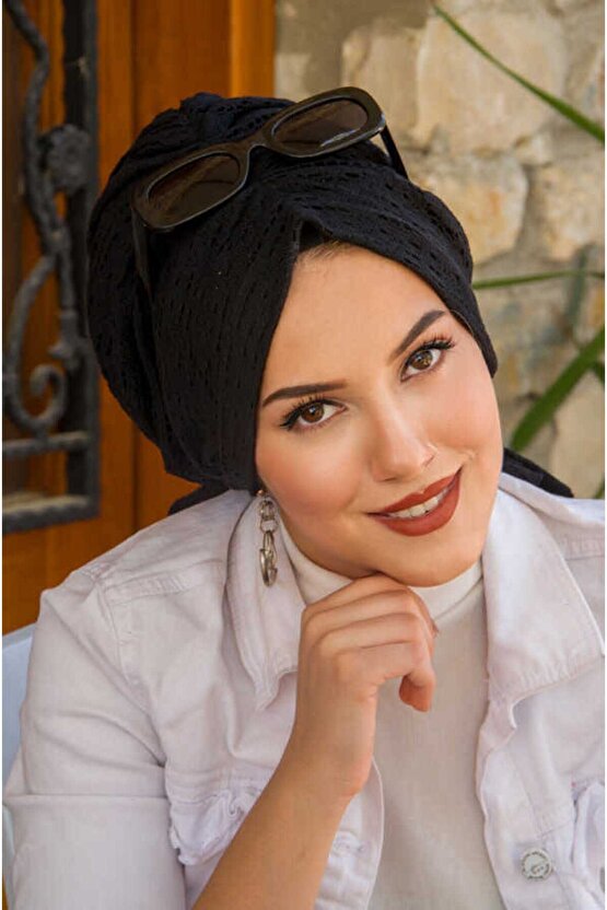 Siyah Dantel Dantel Tokalı Bone - 40401