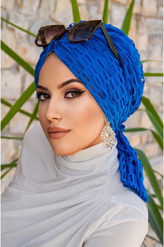 Saks Mavi Dantel Tokalı Bone