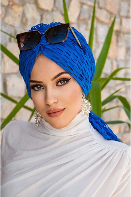 Saks Mavi Dantel Tokalı Bone