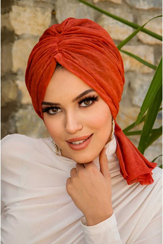 Taba Ponpon Tokalı Bone