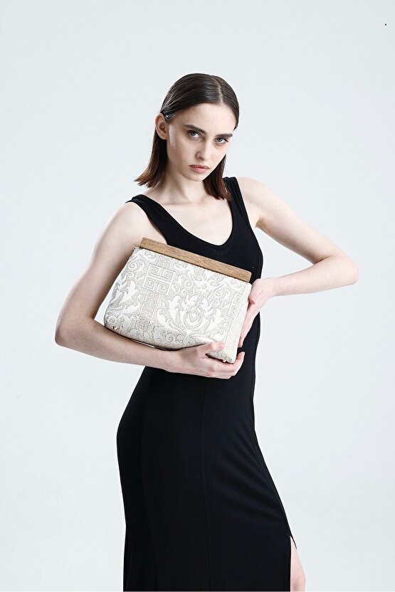 Kadın Krem Otantik Desen Clutch Çanta