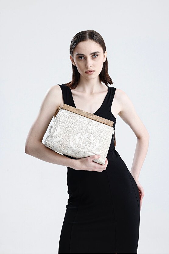Kadın Krem Otantik Desen Clutch Çanta