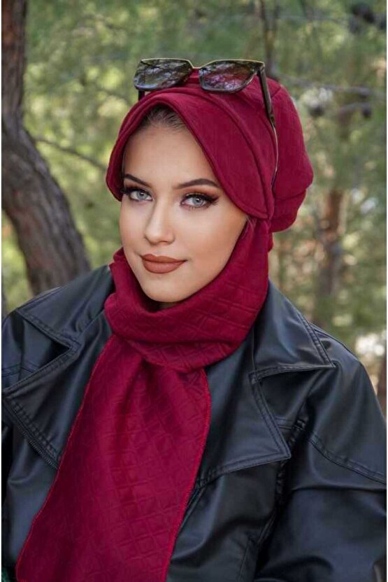 Bordo Kapitone Atkılı Tesettür Şapka