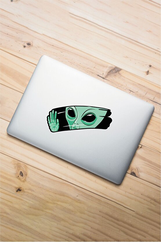 Cam Silen Uzaylı Sticker 14x9 Cm Su Geçirmez Yüksek Çözünürlüklü Araba Laptop Oto Motor Kask Sticker