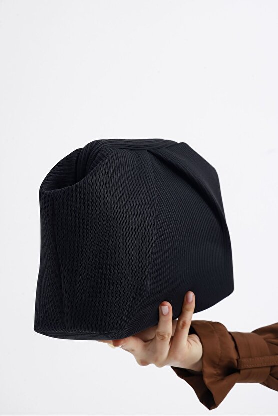 Kadın Siyah Piliseli Clutch El Çantası