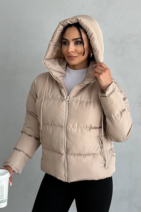 Yakası Bağcıklı Puffer Şişme Mont