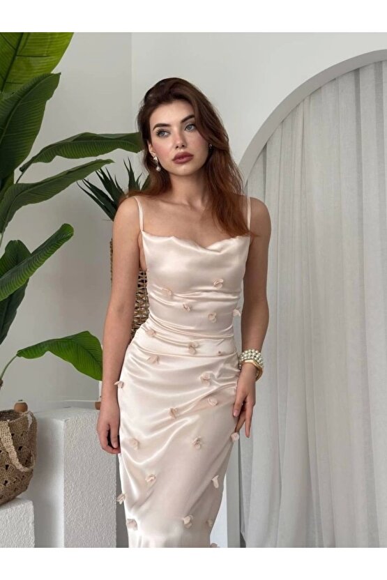 Dora Çiçek Detaylı Elbise