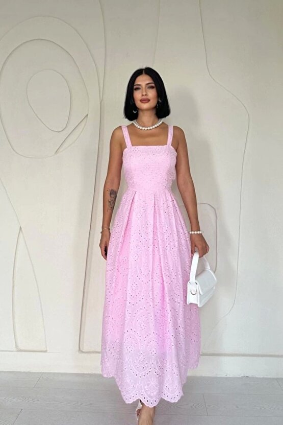 Pembe Askılı Aparatlı Brode Elbise
