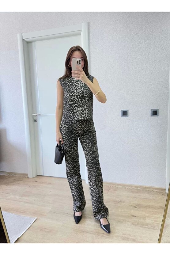 Leopar Desenli Düğmeli Bluzlu Pantolon Ikili Takım -leopar
