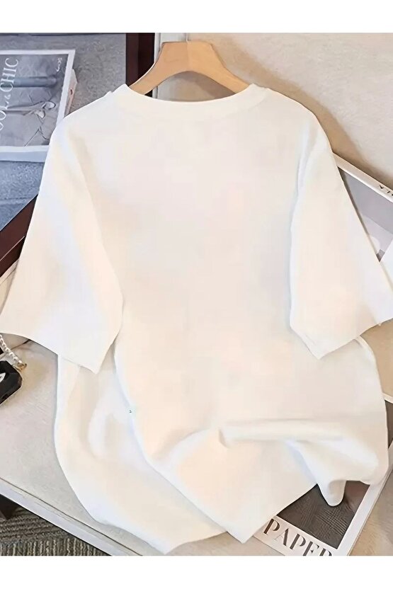 Kadınlar için Şık Siyah Kedi Grafik Tişört - Oversize Kısa Kollu Üst, Nefes Alabilir Polyester Karış