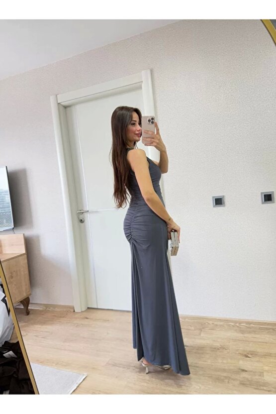 Kolsuz Büzgülü Uzun Elbise - Füme