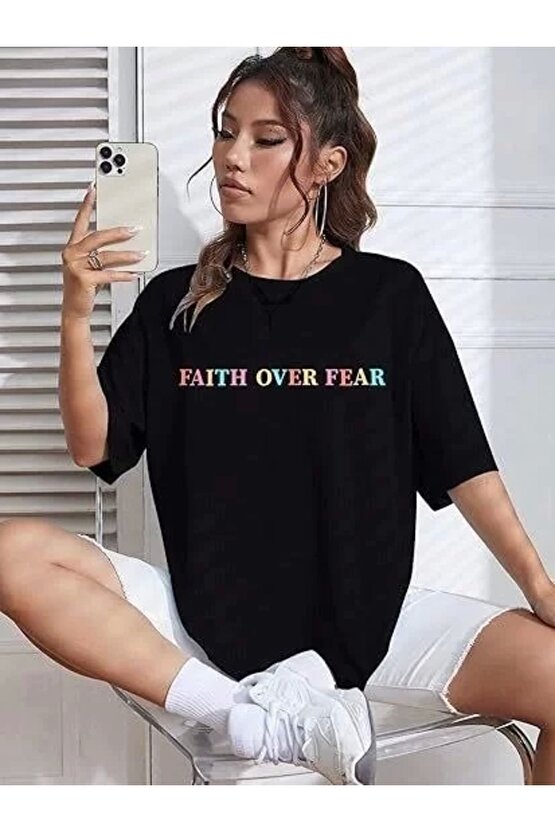 Kadın Bisiklet Yaka Baskılı T-shirt - Siyah