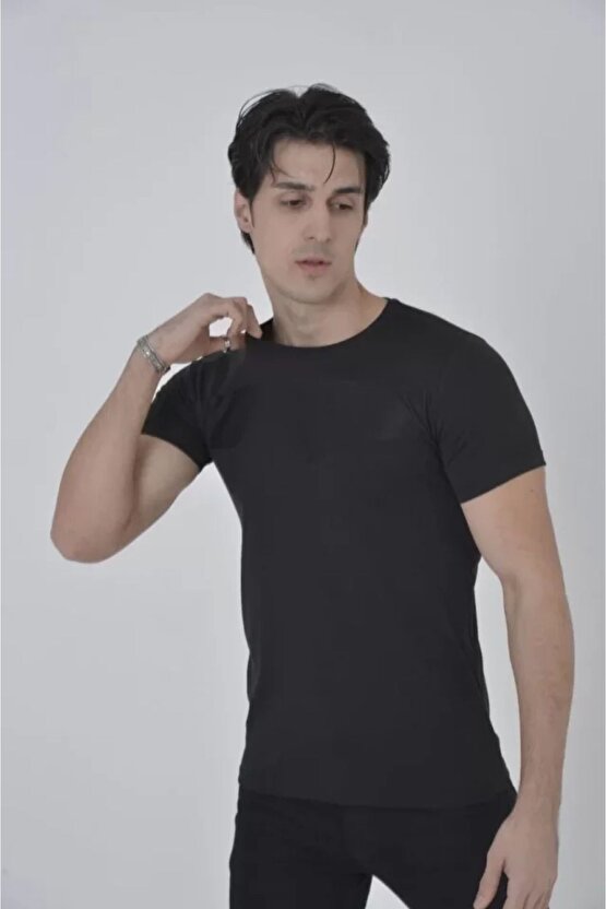 Modavera Unisex Göğüs File Aksesuarlı T-shirt - Siyah