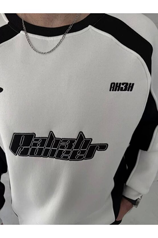 Kışlık Nakış İşlemeli Bisiklet Yaka Parçalı SweatShirt - Beyaz