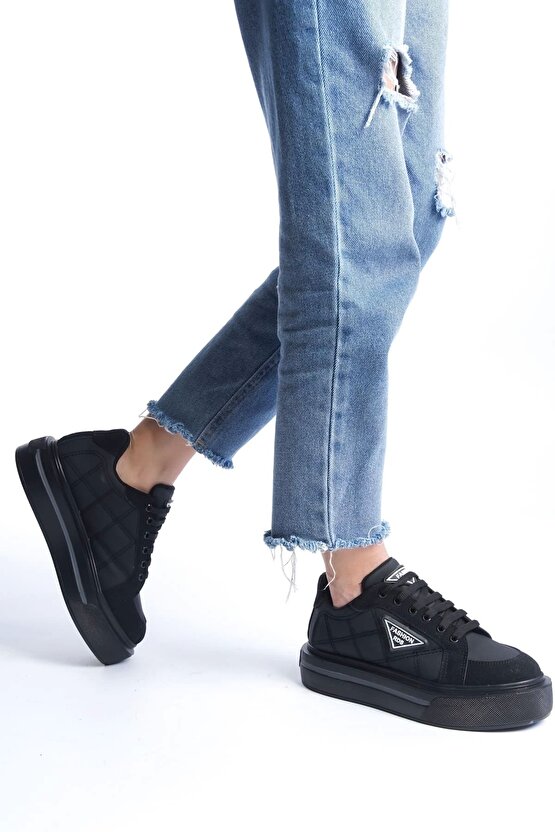 Prag Bağcıklı Ortopedik Taban Desenli Kadın Sneaker Spor Ayakkabı Cst - Siyah