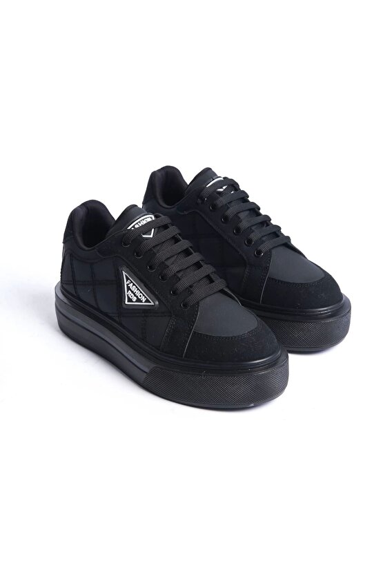 Prag Bağcıklı Ortopedik Taban Desenli Kadın Sneaker Spor Ayakkabı Cst - Siyah