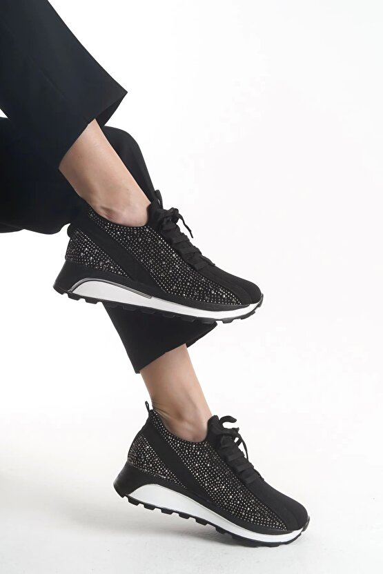 Alya Bağcıklı Ortopedik Taban Taşlı Kadın Sneaker Spor Ayakkabı Cbt - Siyah