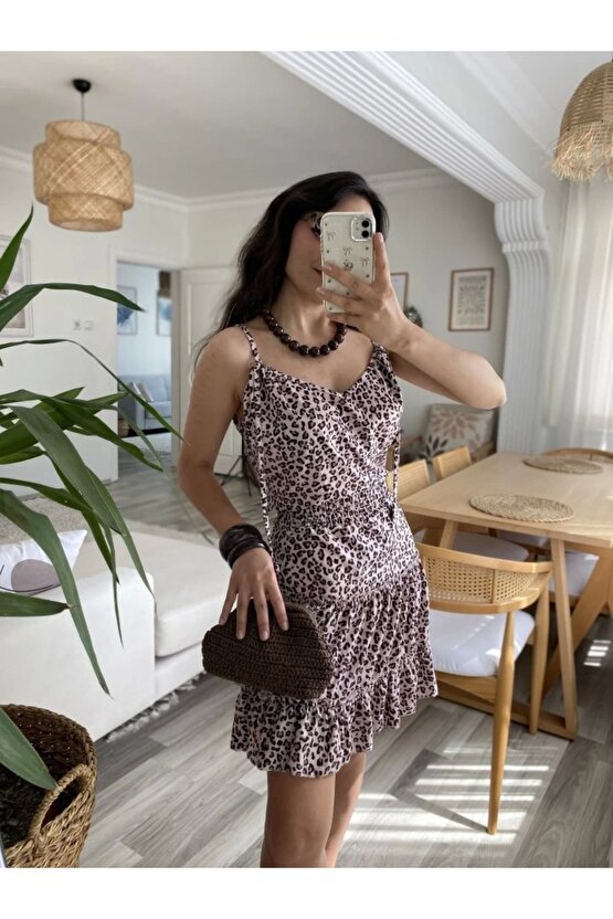 Kadın Askılı V Yaka Beli Pileli Leopar Desen Eteği Fırfırlı Süprem Elbise