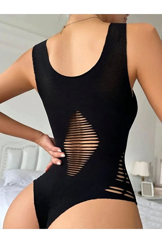 Kadın Sıfır Kol Göğüs, Sırt Ve Yanları Kesik Detay Çıtçıtlı Viskon Bodysuit
